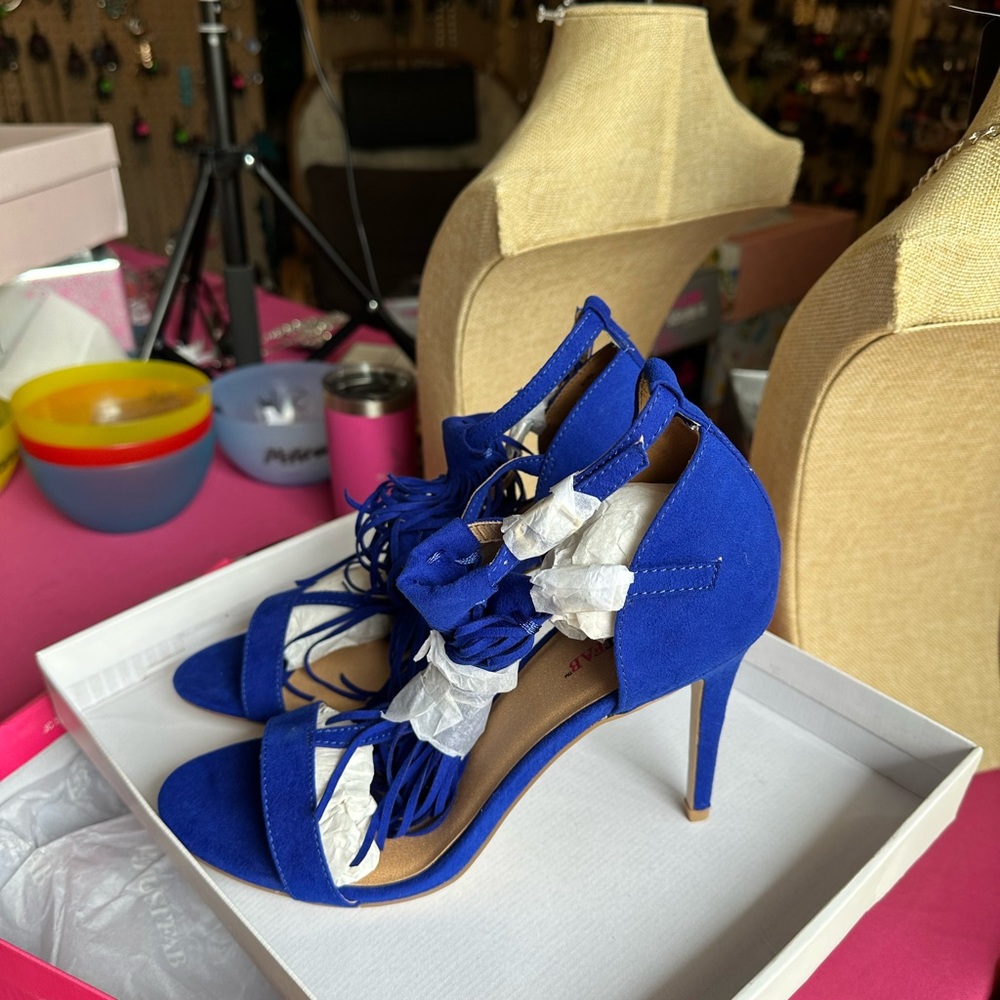 JustFab faux blue sued fringe heels size 9 never worn. Pristine condition.